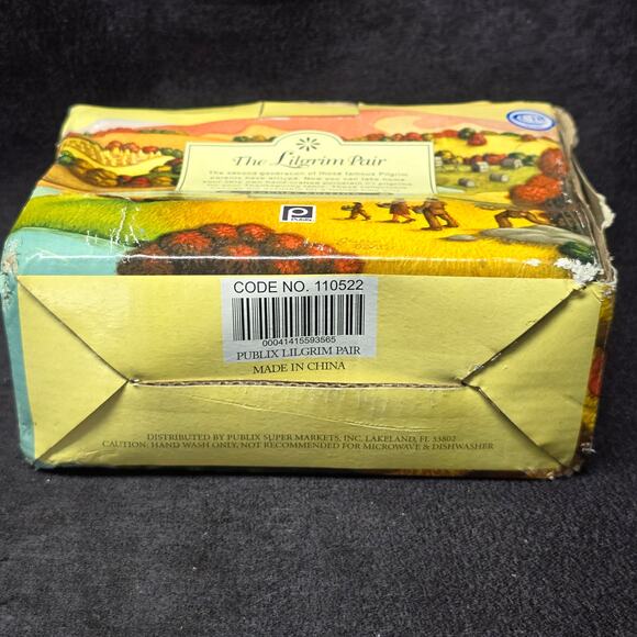 Publix The Lilgrim Pair Lil Collectable Thanksgiving Pilgrim Salt Pepper Shaker - Picture 5 of 8